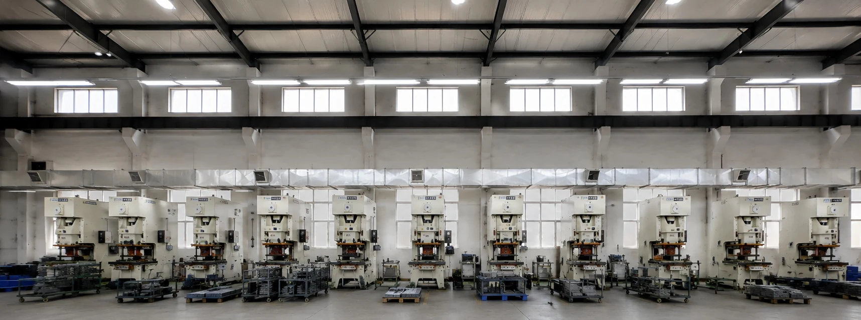 Panoramic view of the conventional stamping workshop